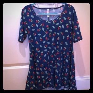Lula Roe Perfect Tee xxs